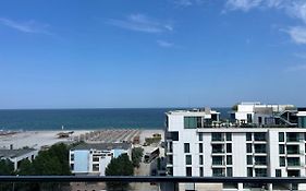 Valy Apartments Summerland