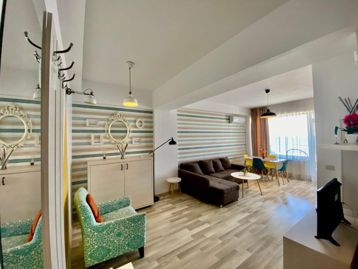 Valy Apartments Summerland Mamaia Exterior foto