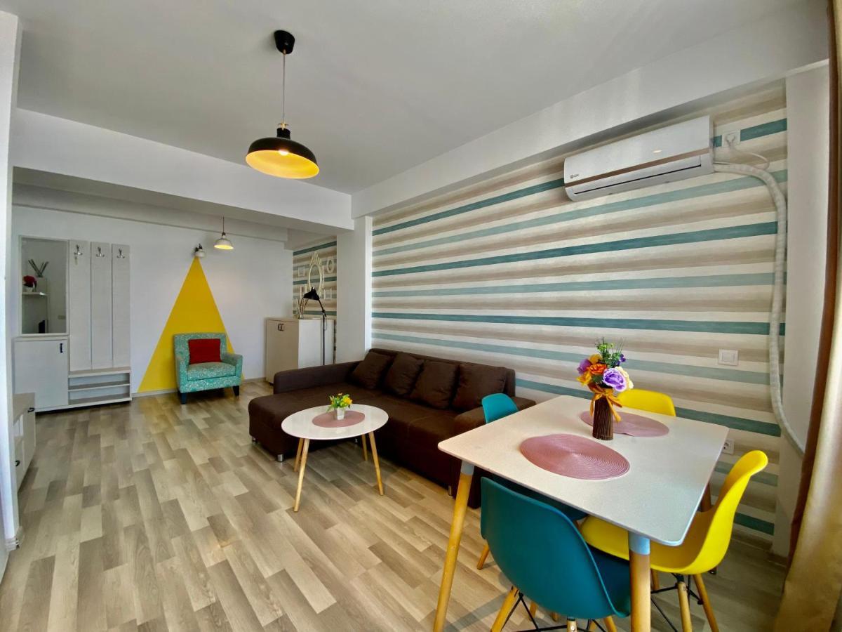 Valy Apartments Summerland Mamaia Exterior foto