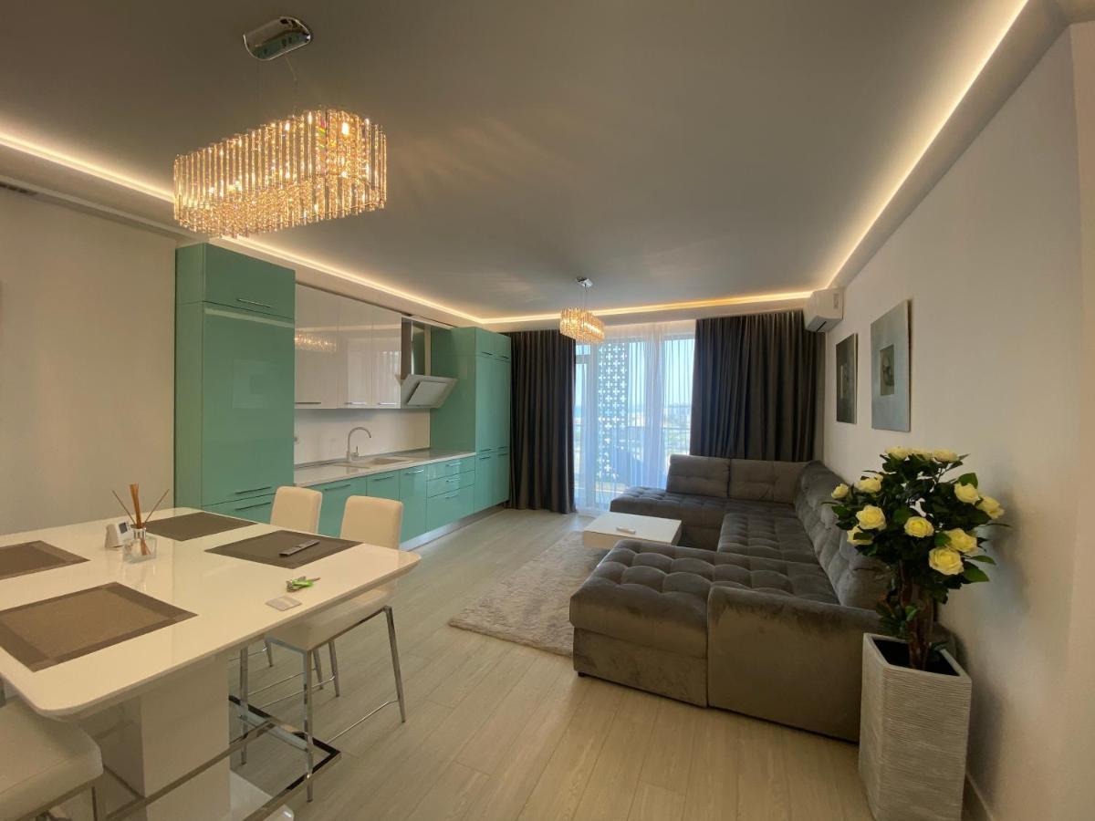 Valy Apartments Summerland Mamaia Exterior foto